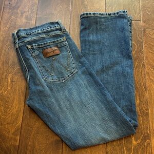 Wrangler Retro Slim Bootcut 30x34 LIKE NEW